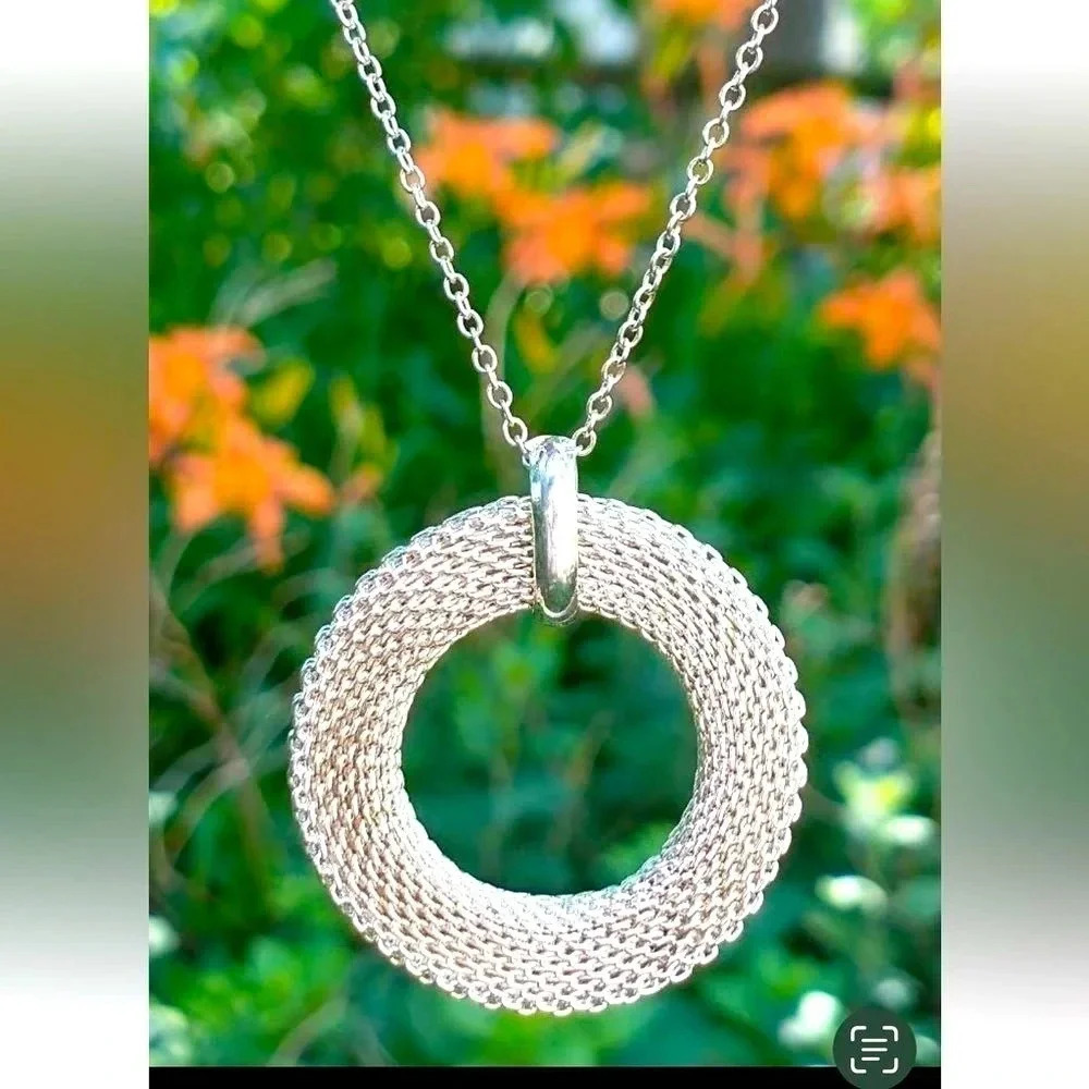 VINTAGE STERLING MESH DONUT SHAPED PENDANT ON 18” CHAIN W BRACELET AND R… - Picture 8 of 15